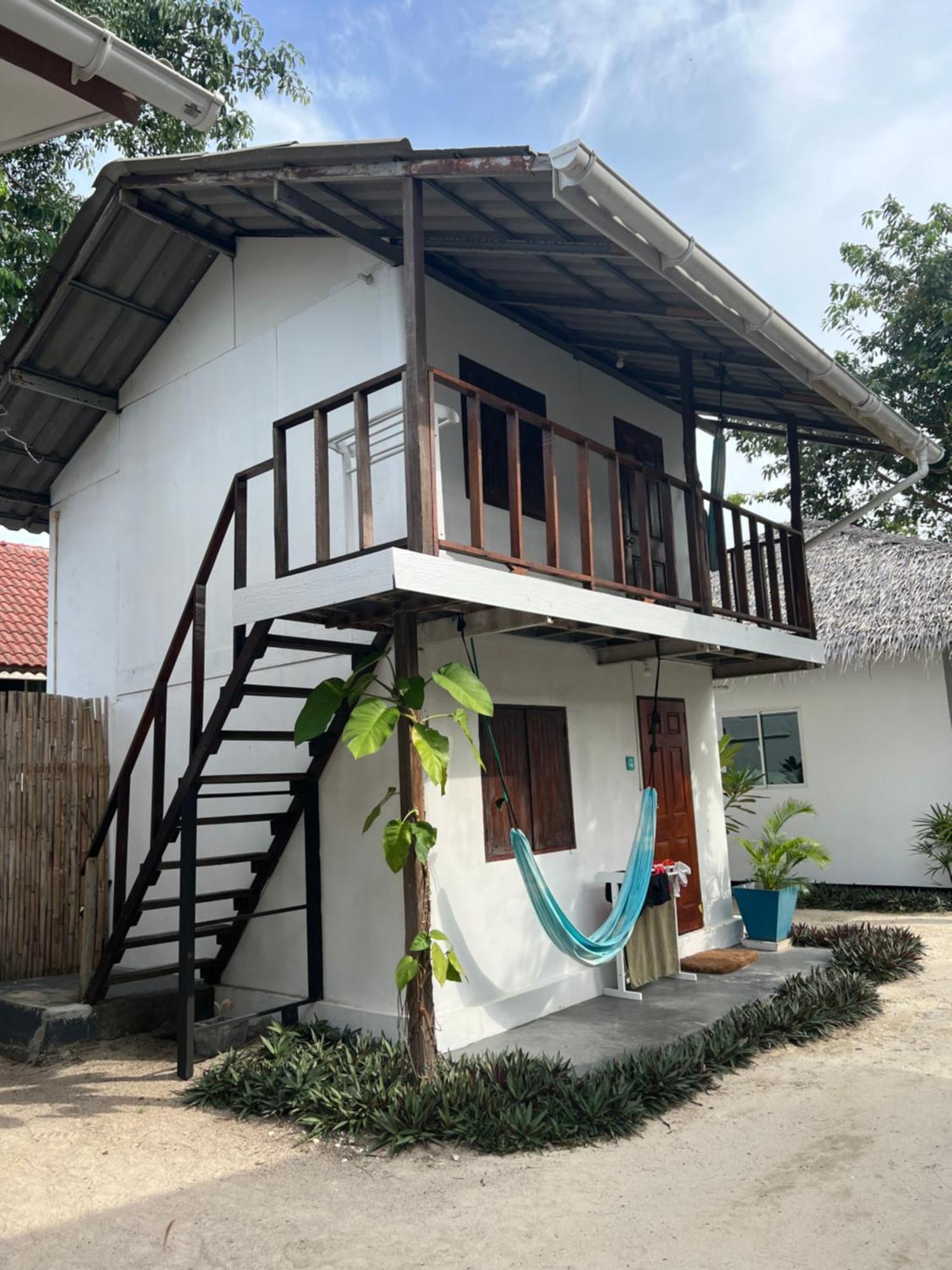 Sarana Bungalows (Adults Only) Baan Tai Oda fotoğraf