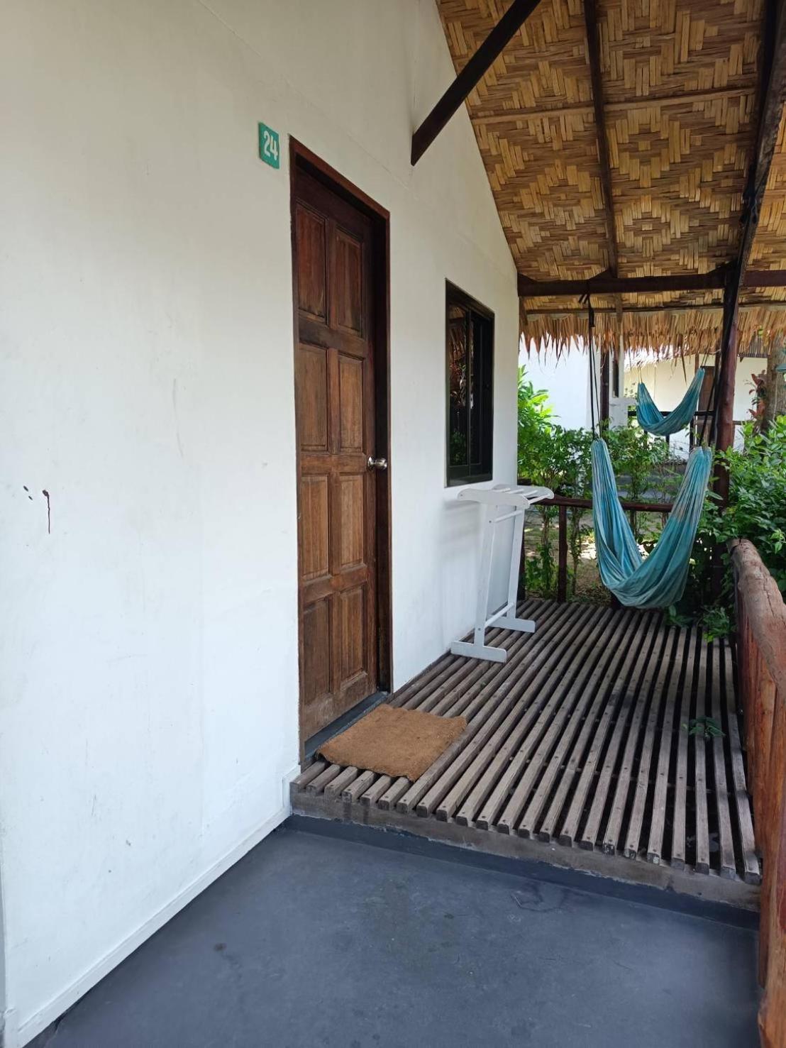 Sarana Bungalows (Adults Only) Baan Tai Dış mekan fotoğraf
