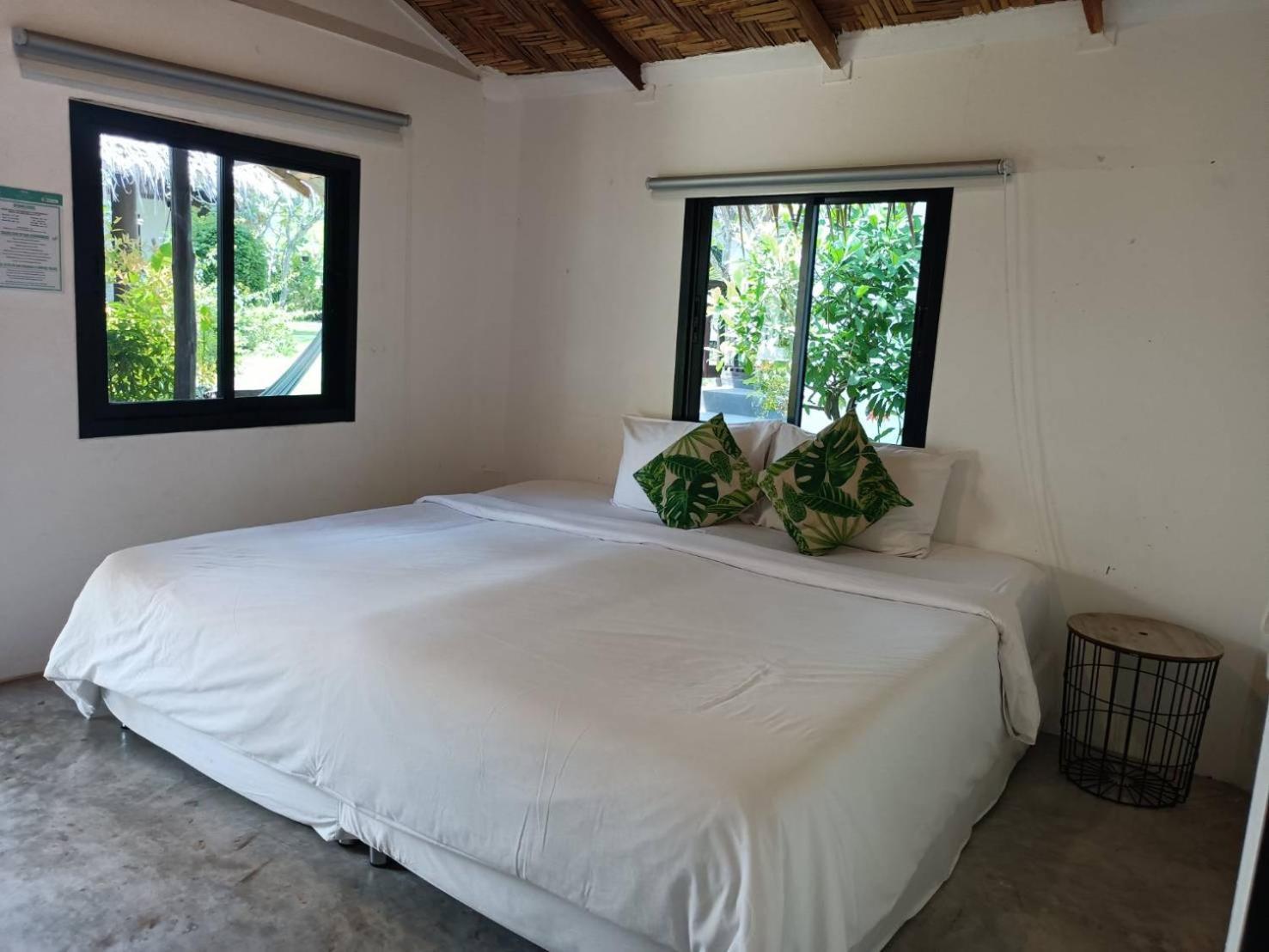 Sarana Bungalows (Adults Only) Baan Tai Dış mekan fotoğraf